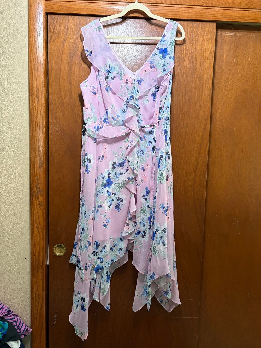 Emma Michele Floral Ruffle Dress Plus Size 1X Pink Handkerchief Hem Midi